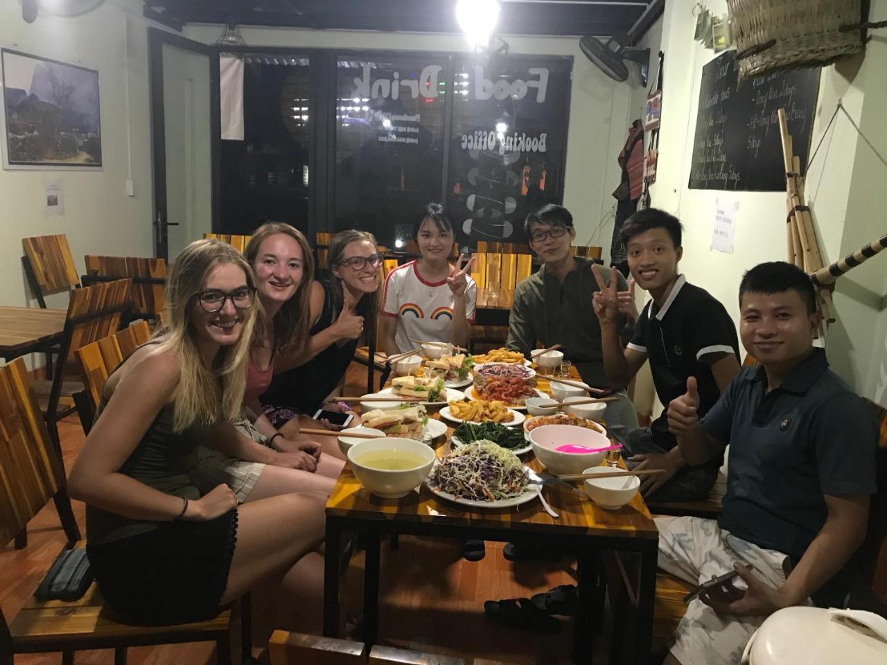 Central Backpackers Hostel Ha Giang Buitenkant foto