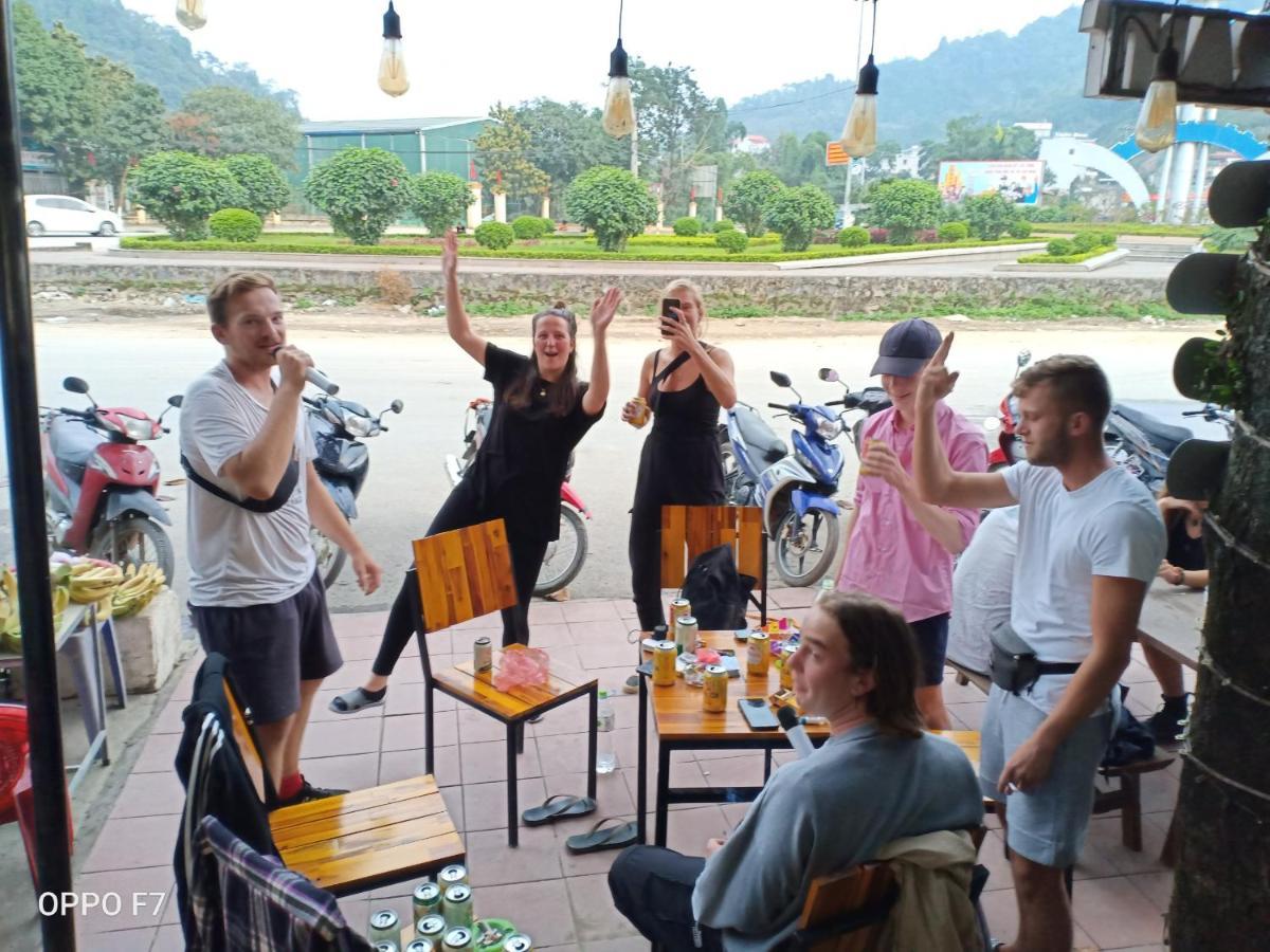 Central Backpackers Hostel Ha Giang Buitenkant foto